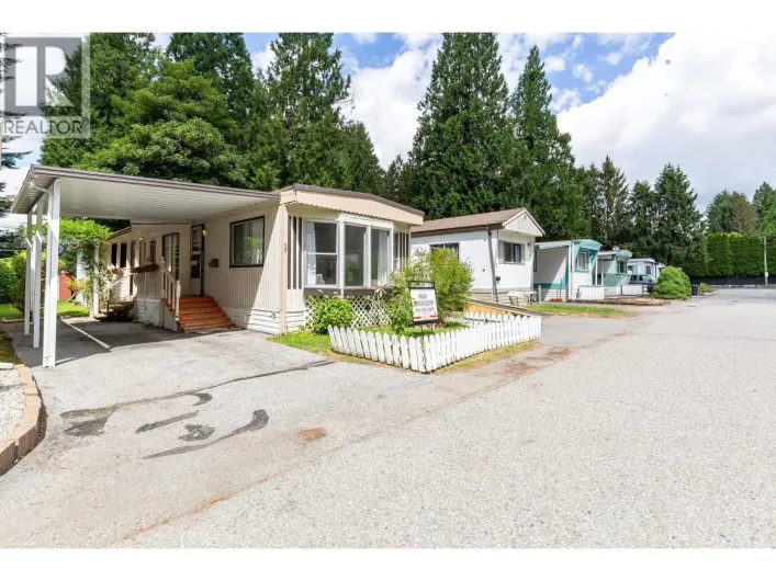 58 21163 LOUGHEED HIGHWAY, Maple Ridge