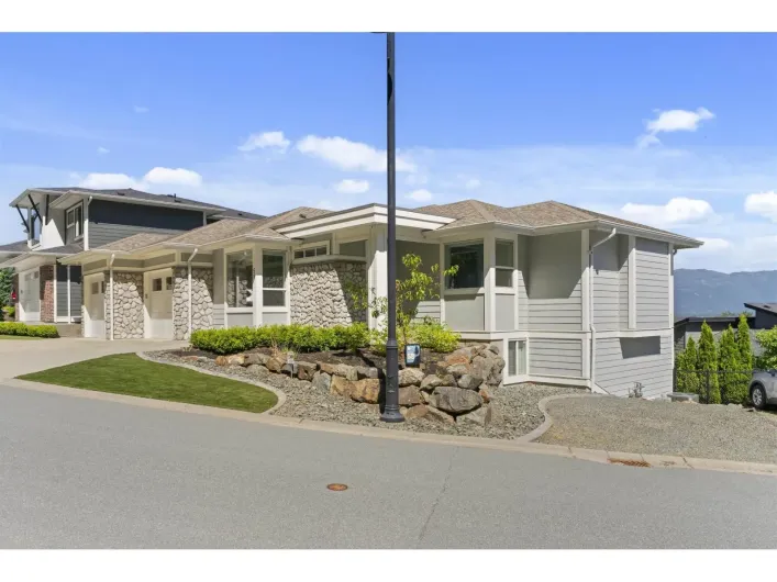 58 50778 LEDGESTONE PLACE|Eastern Hillsides, Chilliwack