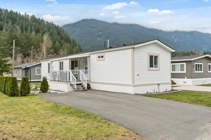 58 65367 KAWKAWA LAKE ROAD|Hope, Hope