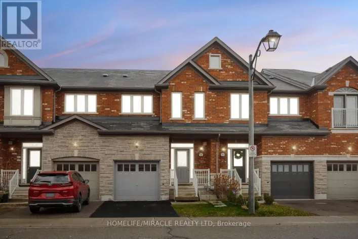 58 - 745 FARMSTEAD DRIVE, Milton