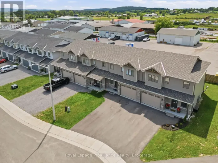 58 BARLEY TRAIL, Stirling-Rawdon