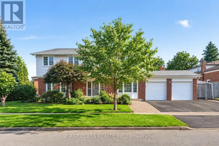 58 BRIARSCROSS BOULEVARD, Toronto