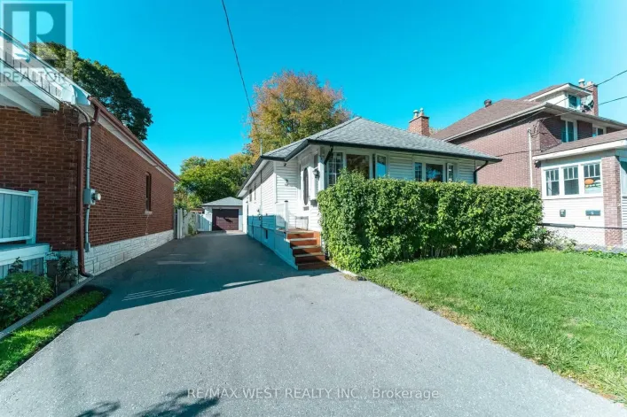 58 BURK STREET, Oshawa