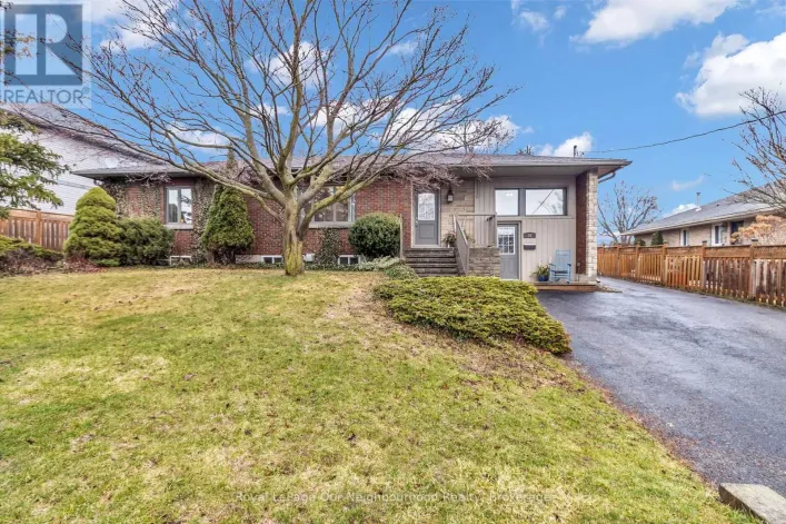 58 CLARKE STREET N, Woodstock