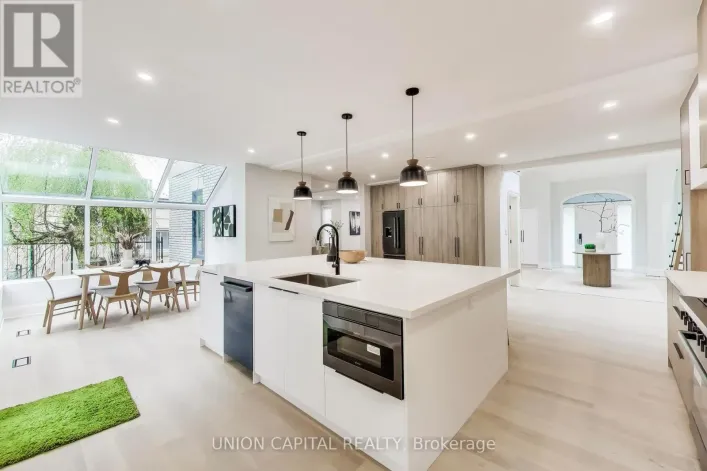 58 FORSYTH AVENUE N, Hamilton