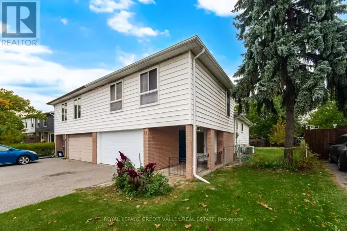 House for sale: 58 GLENFOREST ROAD, Brampton