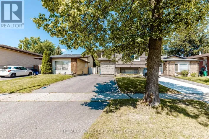 House for sale: 58 HOMESTEAD PLACE, Kitchener