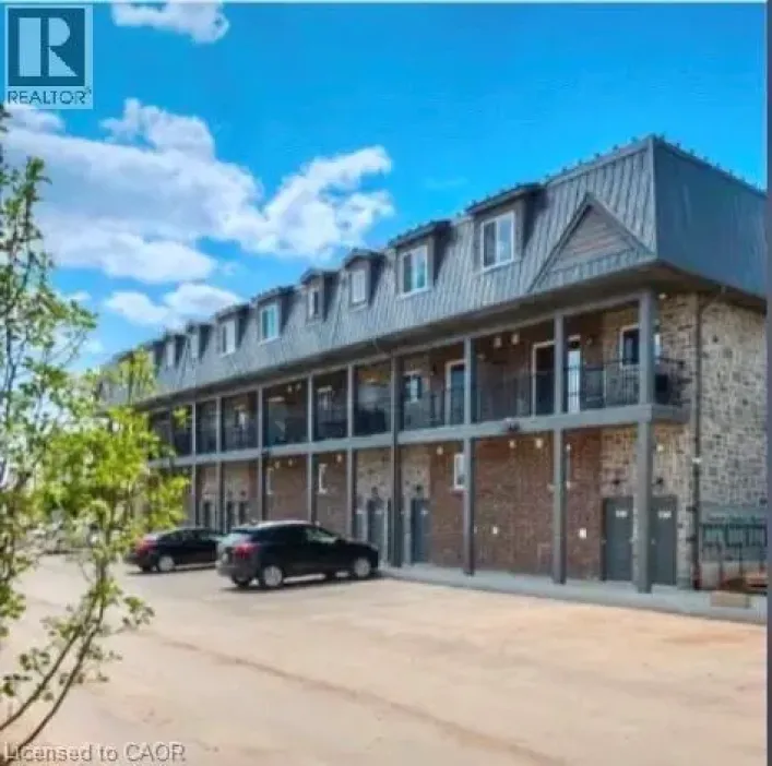 58 HOWE Drive Unit# 22, Kitchener