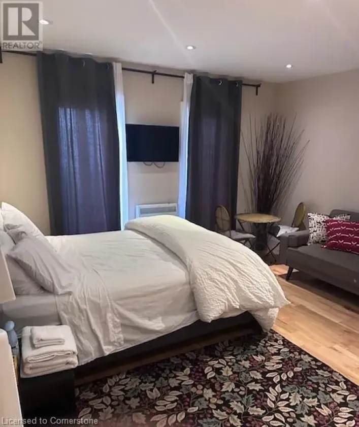 58 KING Street Unit# C, Hamilton