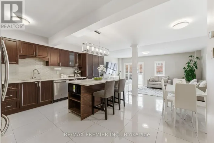 58 MARTINI DRIVE, Richmond Hill