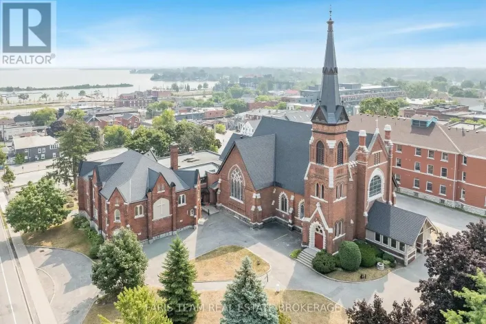 58 PETER STREET N, Orillia