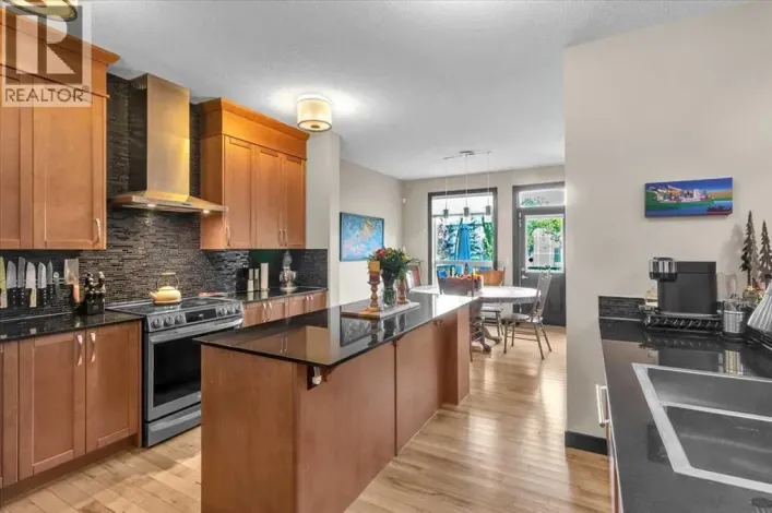 58 Valley Pointe Way NW, Calgary