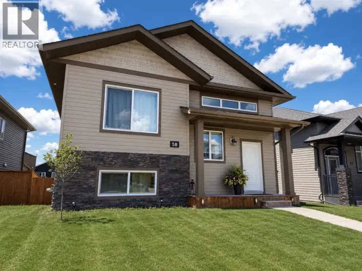 58 Village Crescent, Red Deer