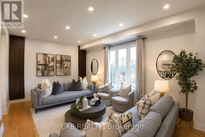 58 WAYFORD CRESCENT, Toronto