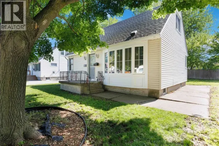 580 INDIAN ROAD North, Sarnia