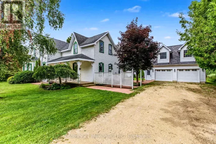 House for sale: 580283 SIDEROAD 60, Chatsworth