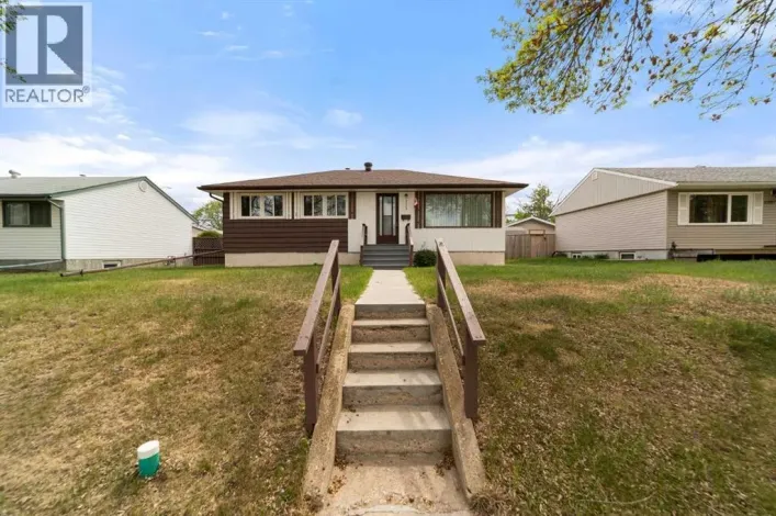 5805 48A Avenue, Camrose