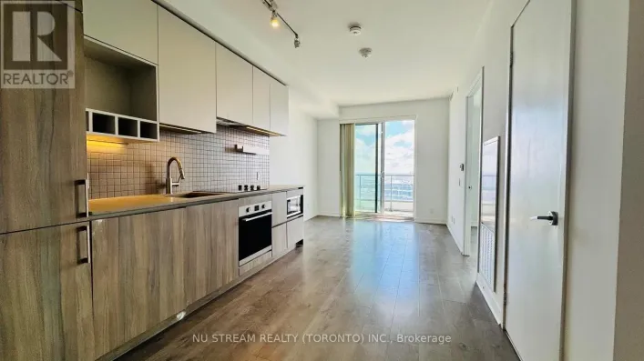 5805 - 950 PORTAGE PARKWAY, Vaughan