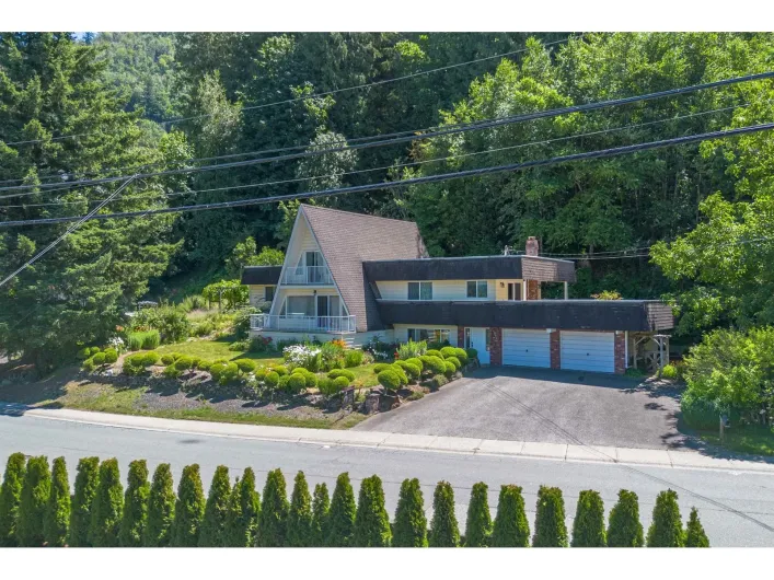 5806 JINKERSON ROAD|Promontory, Chilliwack