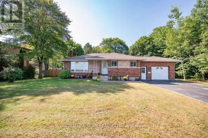 581 LAURENTIAN DRIVE, Petawawa