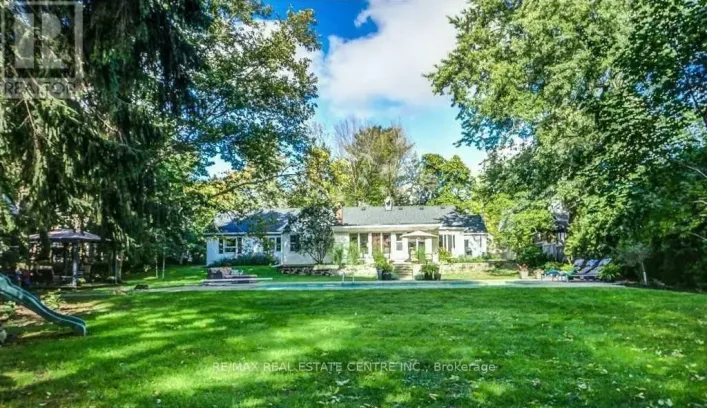 582 CEDAR AVENUE, Burlington