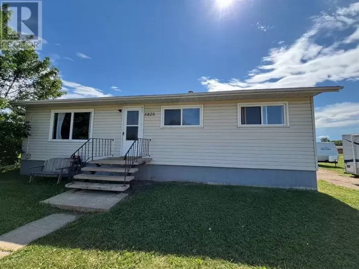 5820 48th Street, High Prairie