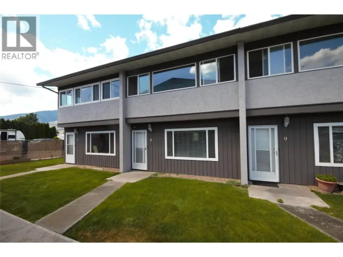 5820 MAIN Street Unit# 8, Oliver