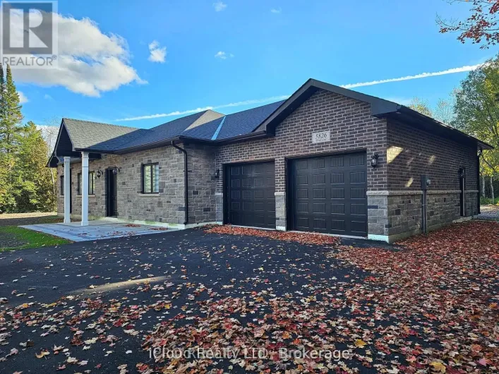 5826 THIRD LINE, Erin