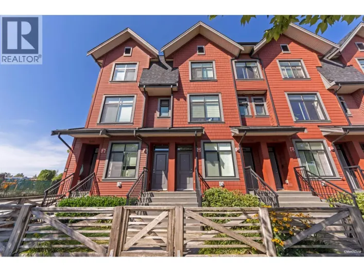 5835 WALES STREET, Vancouver