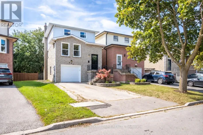 584 HAYWARD CRESCENT, Milton