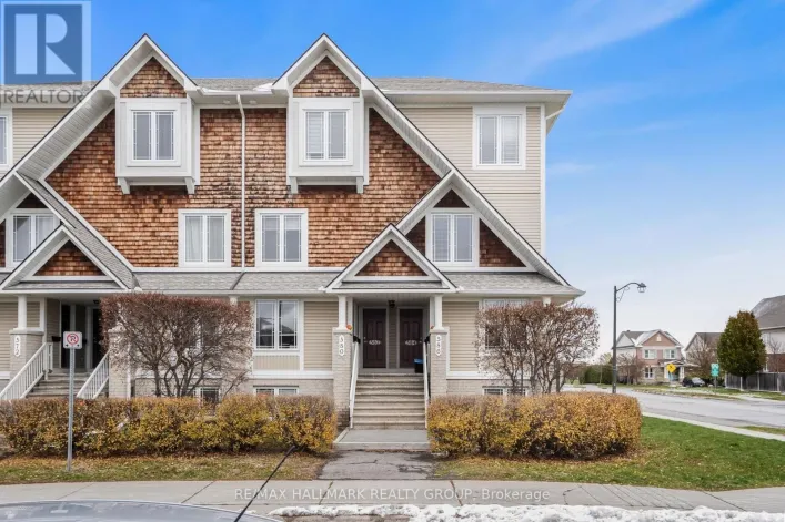 584 LAKERIDGE DRIVE, Ottawa