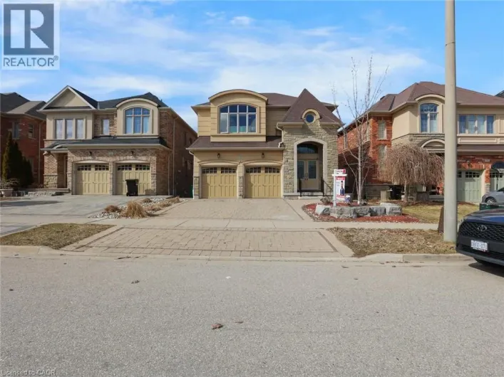 House for sale: 584 PINERY Trail, Waterloo