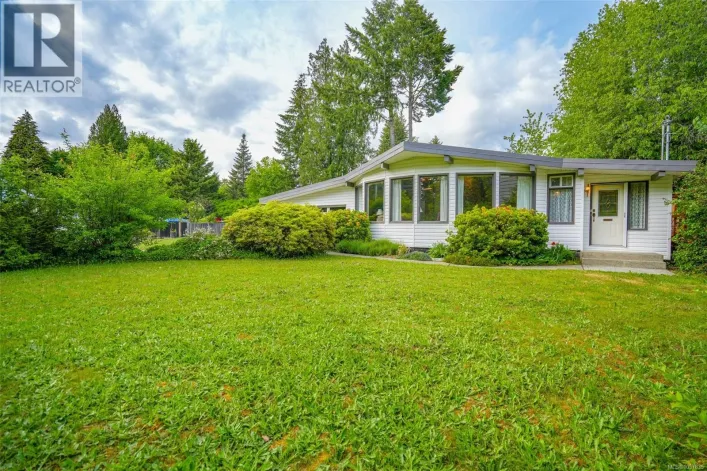 5847 River Rd, Port Alberni