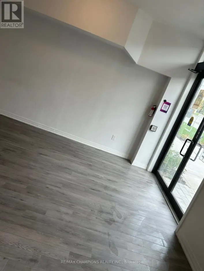 585 COLBORNE STREET, Brantford