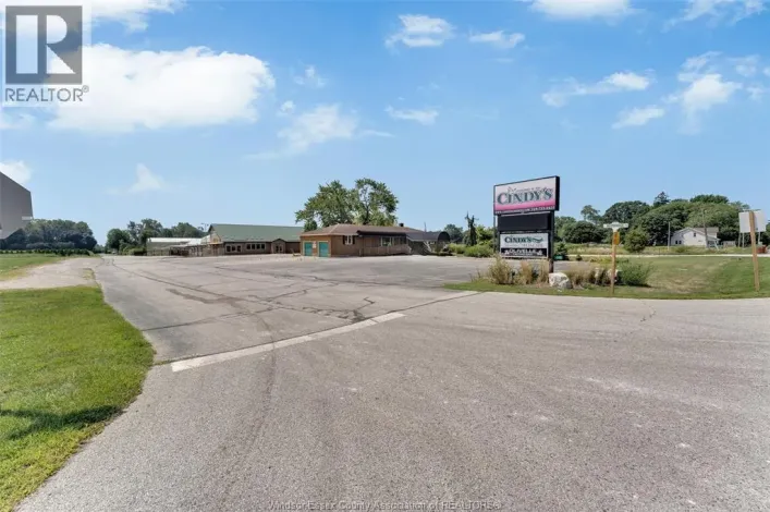 585 SEACLIFF DRIVE W/ V/L, Kingsville