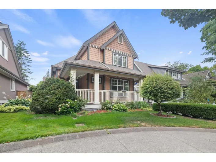House for sale: 5853 GARRISON BOULEVARD|Garrison Crossing, Chilliwack
