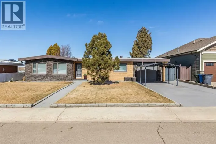 586 Prospect Drive SW, Medicine Hat