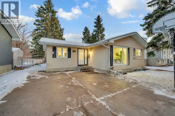 5868 Dalcastle Drive NW, Calgary