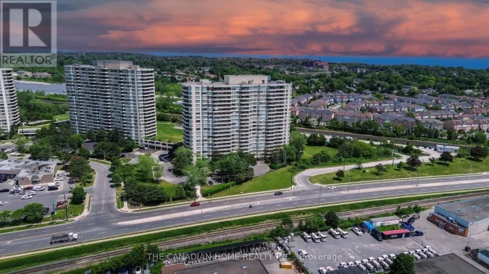 587 - 1 GREYSTONE WALK DRIVE, Toronto