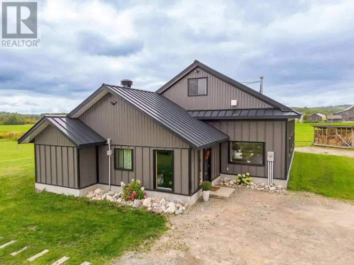587 Watson RD, Echo Bay