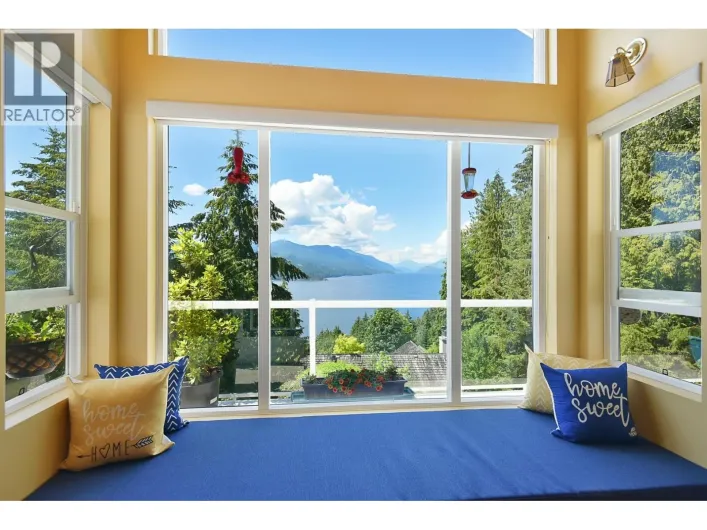 5870 SKOOKUMCHUK ROAD, Sechelt