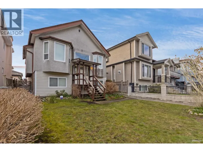 5871 ARGYLE STREET, Vancouver