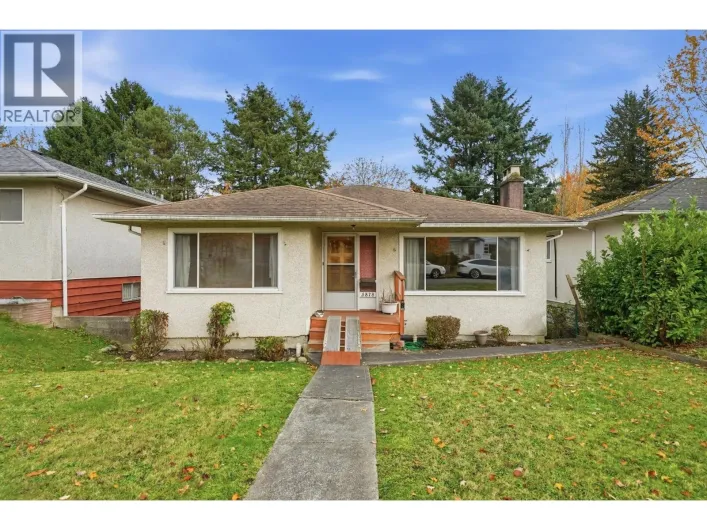 5878 ARGYLE STREET, Vancouver