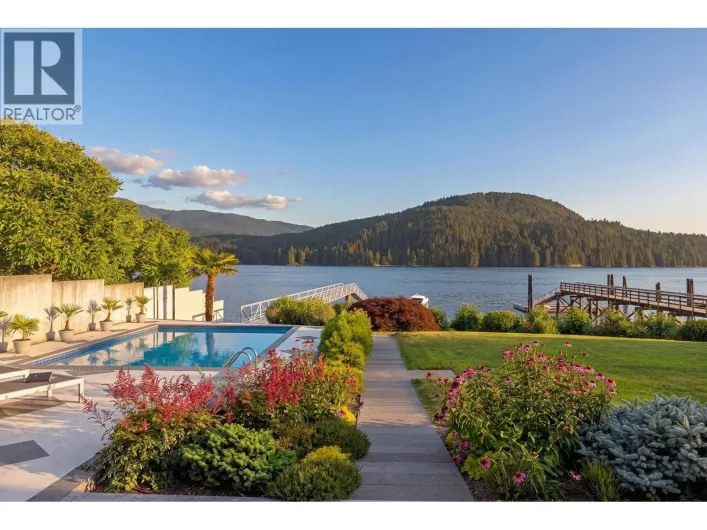 588 LOWRY LANE, North Vancouver