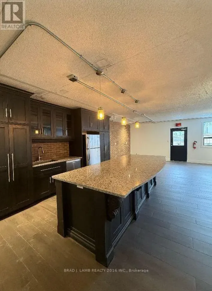 588 RICHMOND STREET W, Toronto