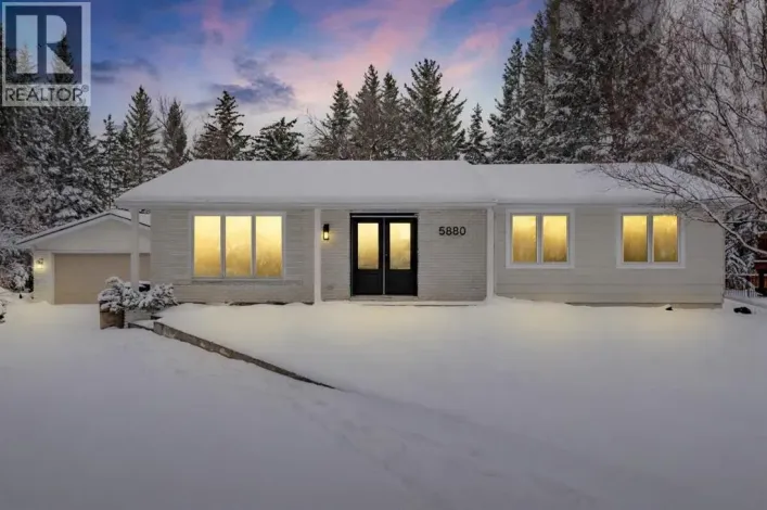 5880 Dalridge Hill NW, Calgary