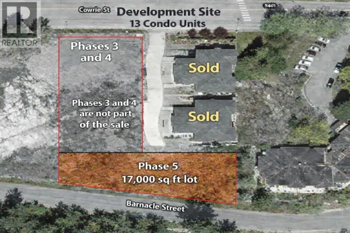 5883 COWRIE STREET, Sechelt