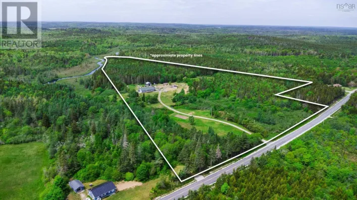 House for sale: 589 Hectanooga Road, Lake Doucette
