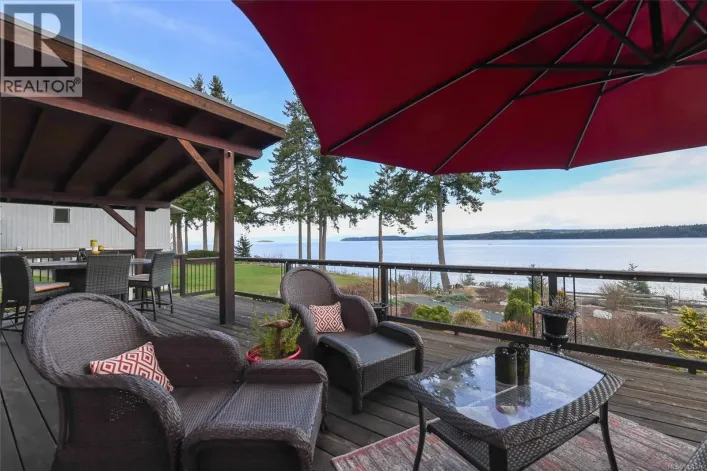 5896 Garvin Rd, Union Bay
