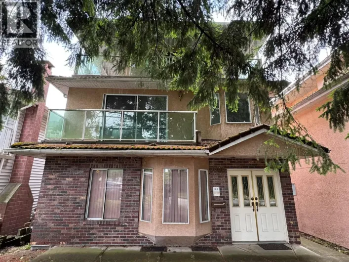 5896 ONTARIO STREET, Vancouver